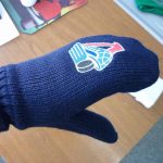 логотип на варежки